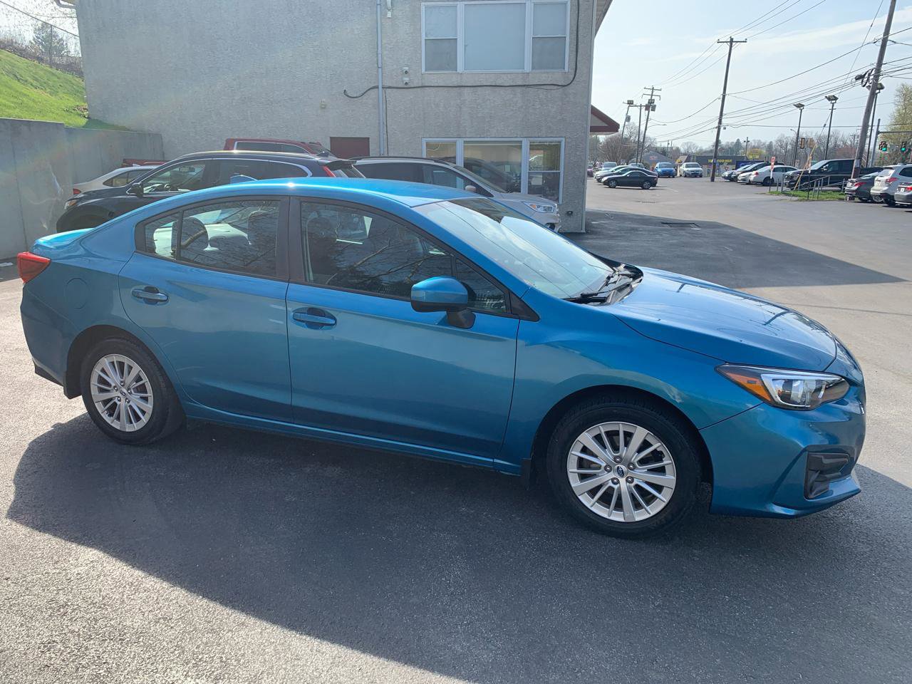 Used 2017 Subaru Impreza 2.0i Premium image 6