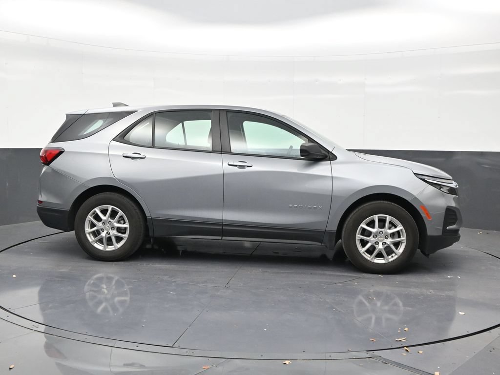 Used 2024 Chevrolet Equinox LS FWD image 6
