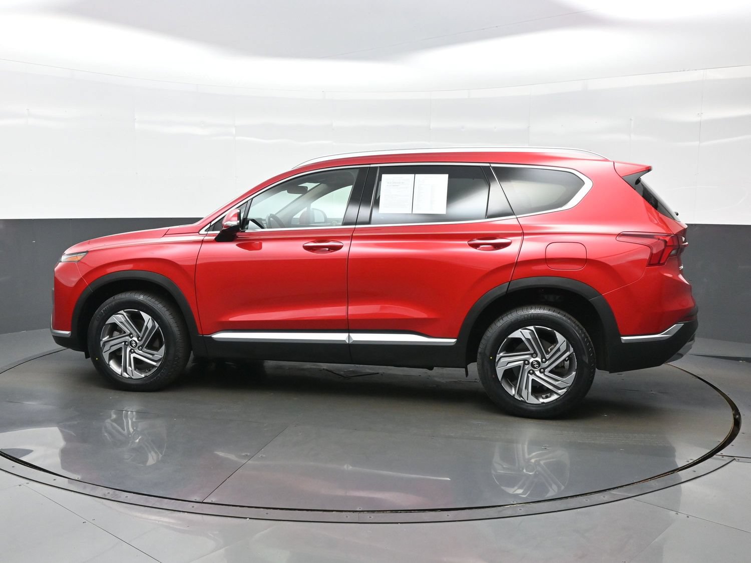 Certified 2023 Hyundai Santa Fe SEL w/ Premium Package AWD/4WD image 3