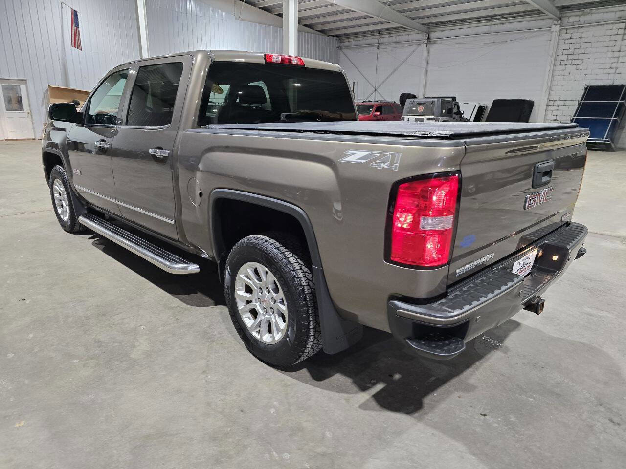 Used 2015 GMC Sierra 1500 SLE w/ All-Terrain Package image 10
