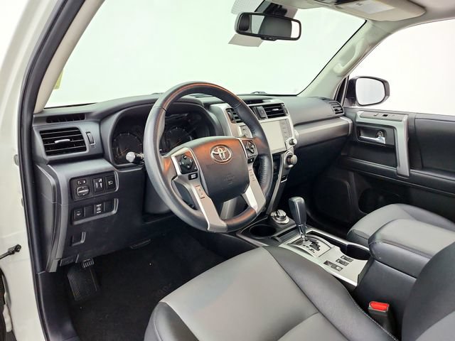 Used 2021 Toyota 4Runner SR5 Premium w/ Moonroof Package AWD/4WD image 16