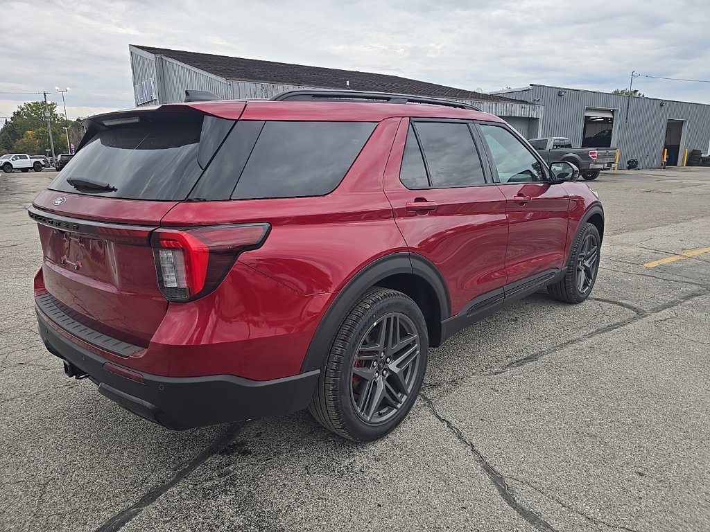 New 2027 Ford Explorer ST-Line w/ Premium Package AWD/4WD image 4