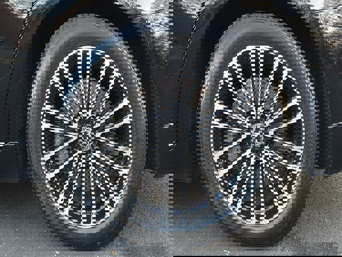 Used 2023 Mercedes-Benz S 580e 4MATIC Sedan w/ Warmth & Comfort Package image 81