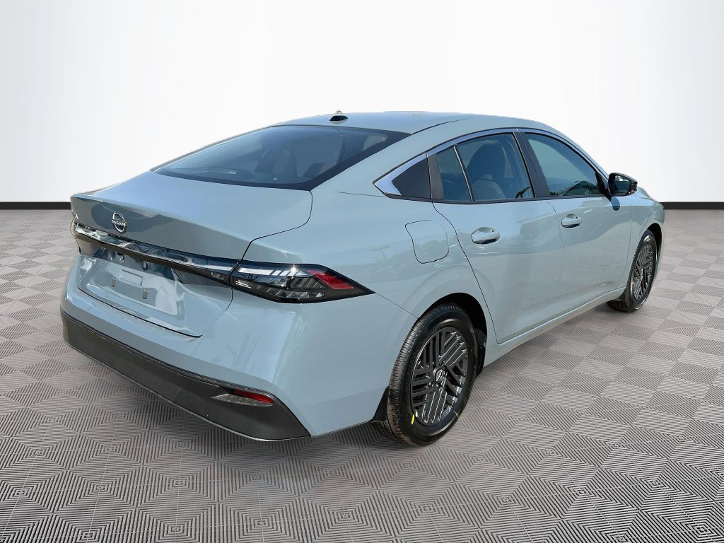 New 2027 Nissan Sentra SV FWD image 7