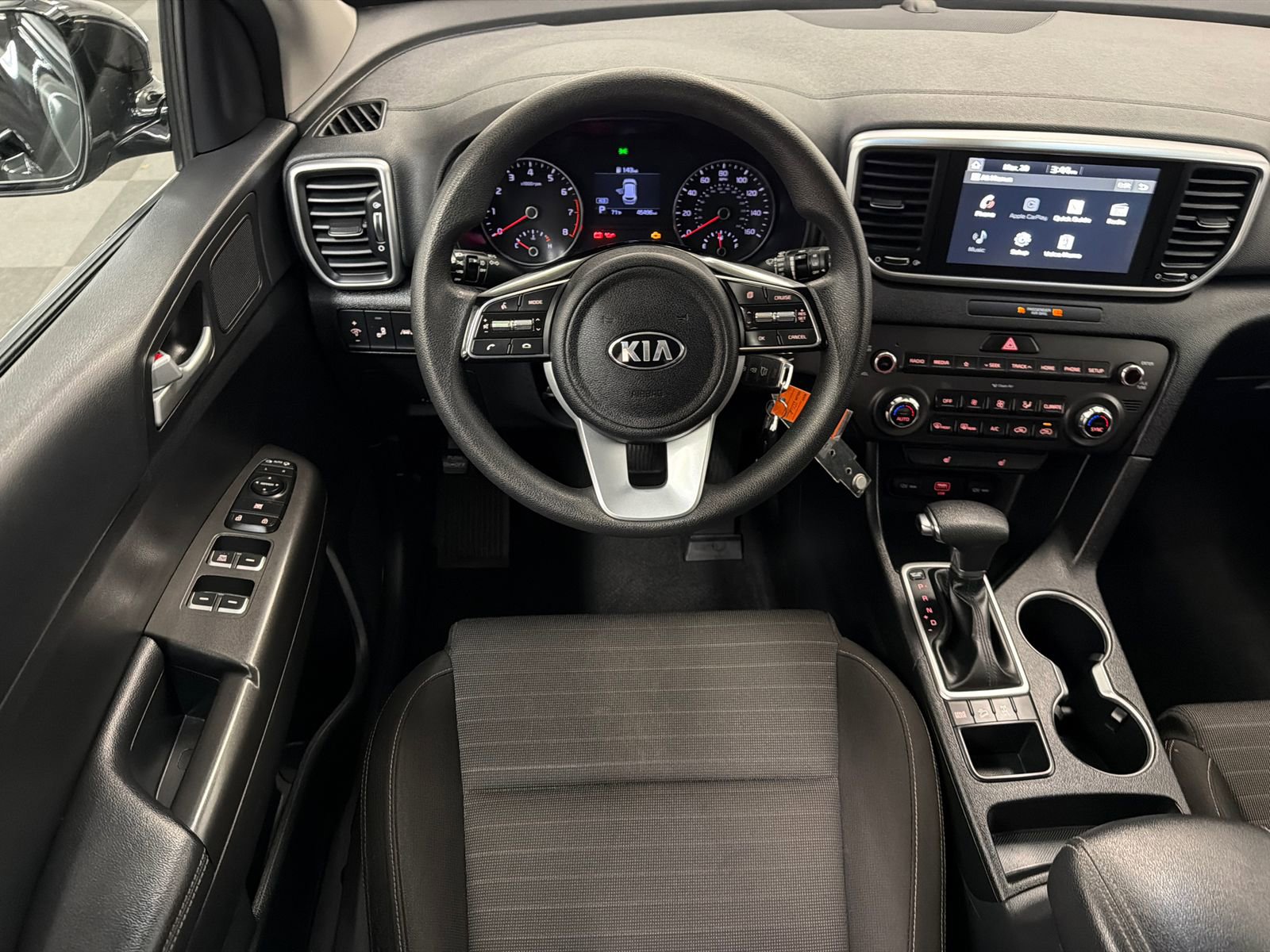 Used 2020 Kia Sportage LX w/ LX Popular Package image 18