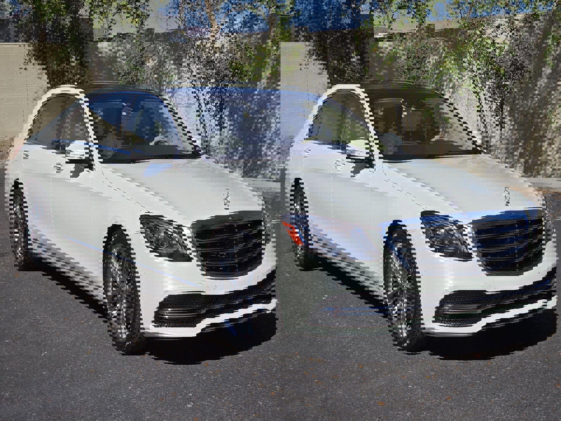 Used 2019 Mercedes-Benz S 560 Sedan image 2