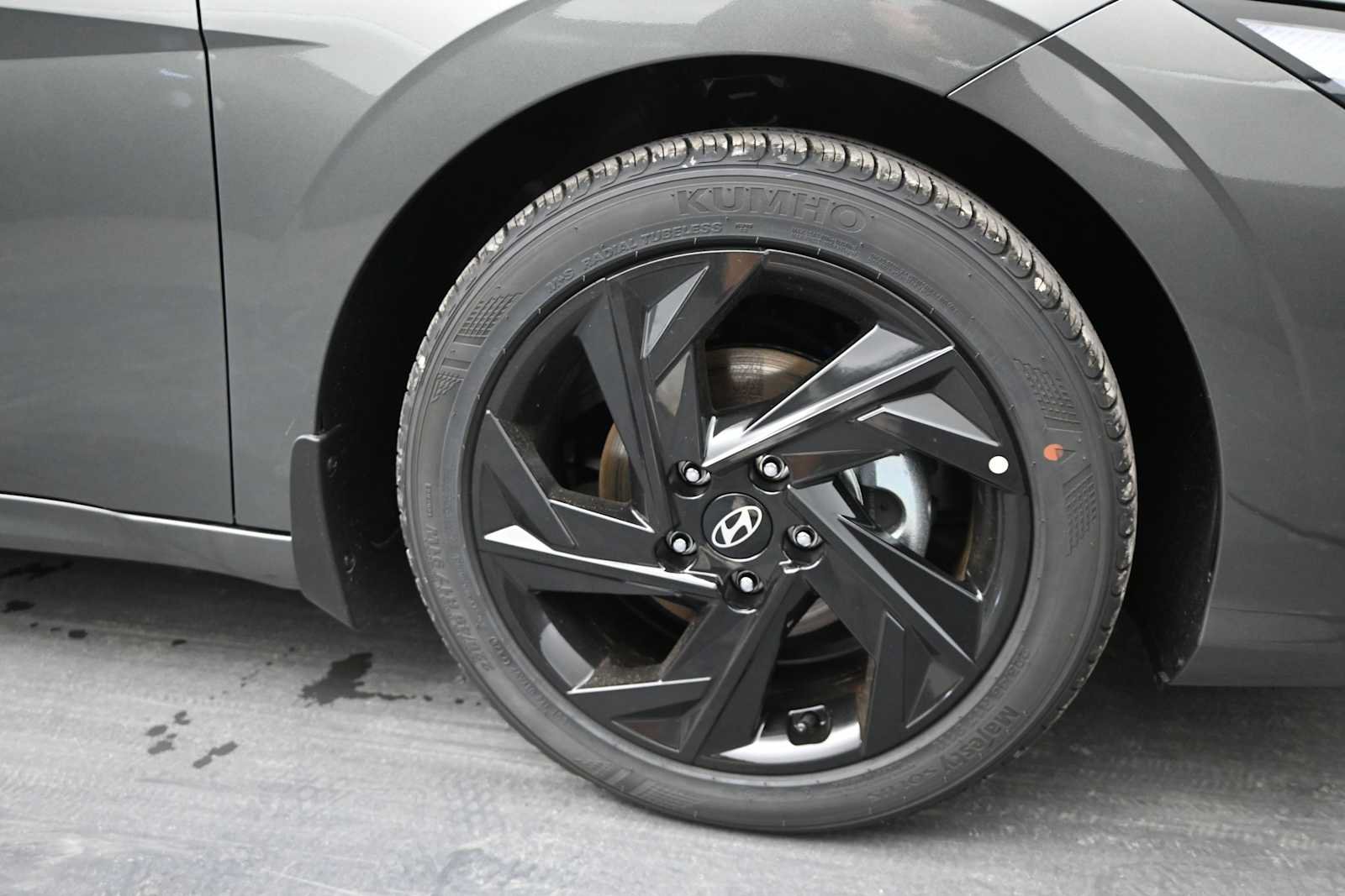 New 2026 Hyundai Elantra SEL Sport FWD image 10