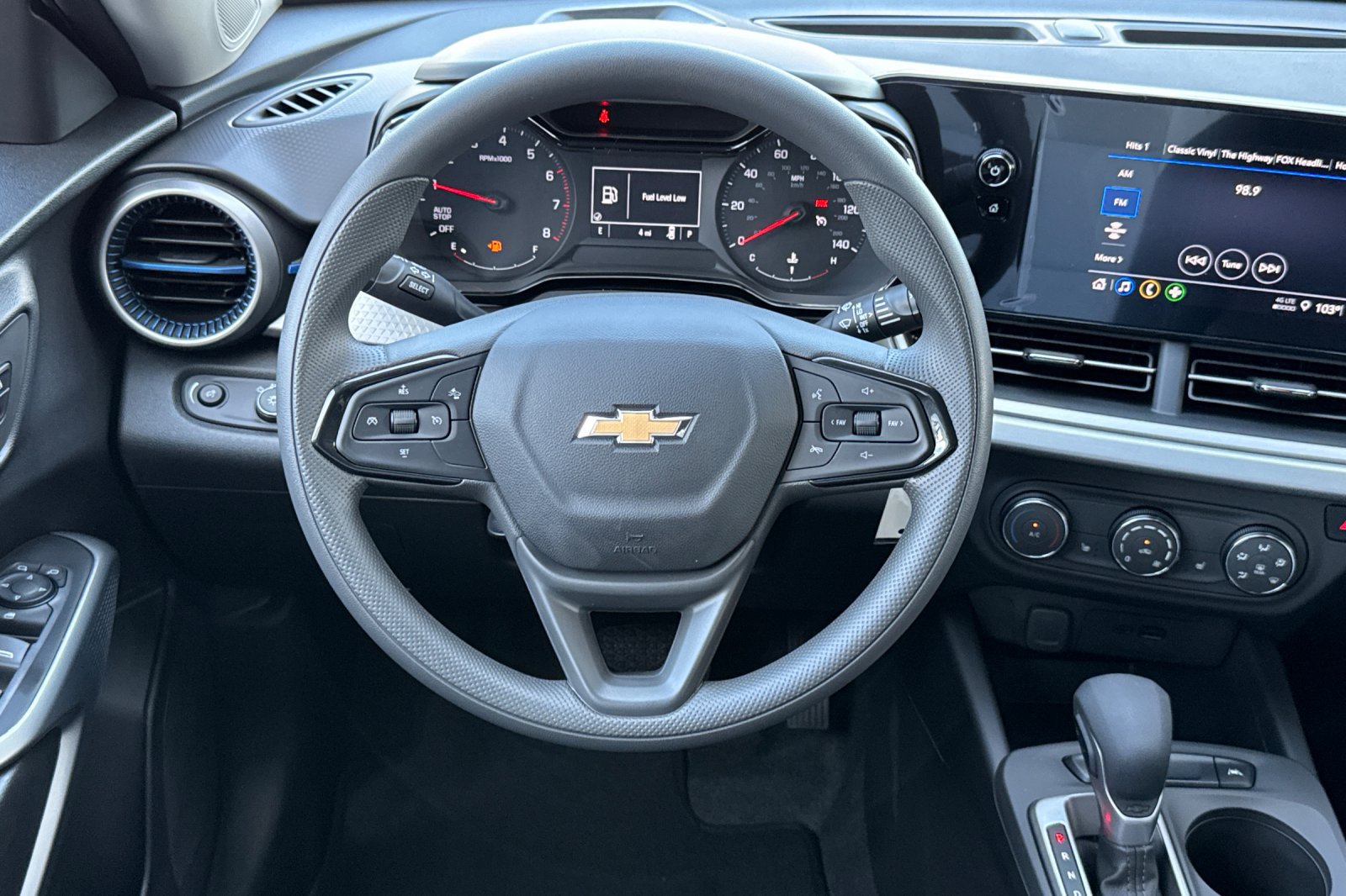 New 2026 Chevrolet Trax LS w/ LS Convenience Package FWD image 13