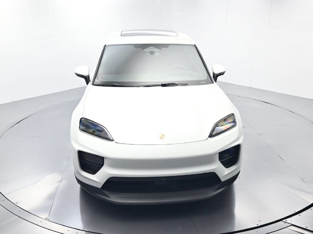 Certified 2024 Porsche Macan 4 Electric AWD/4WD image 44