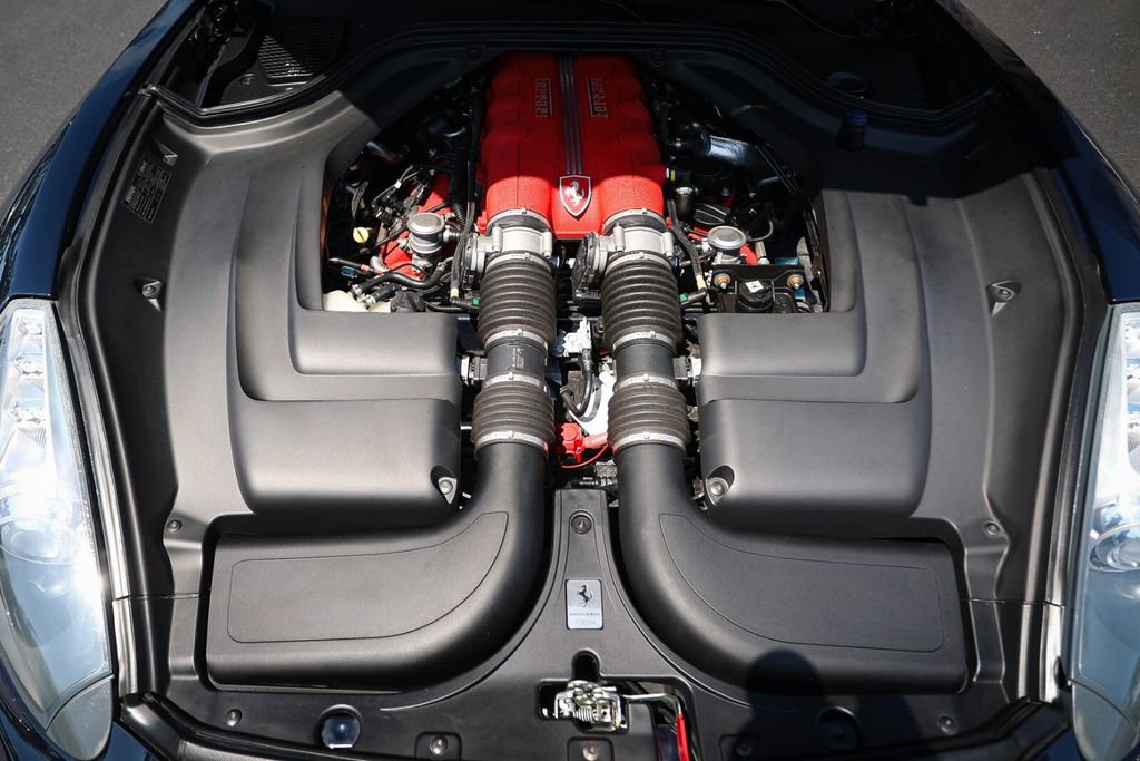 Used 2011 Ferrari California image 21