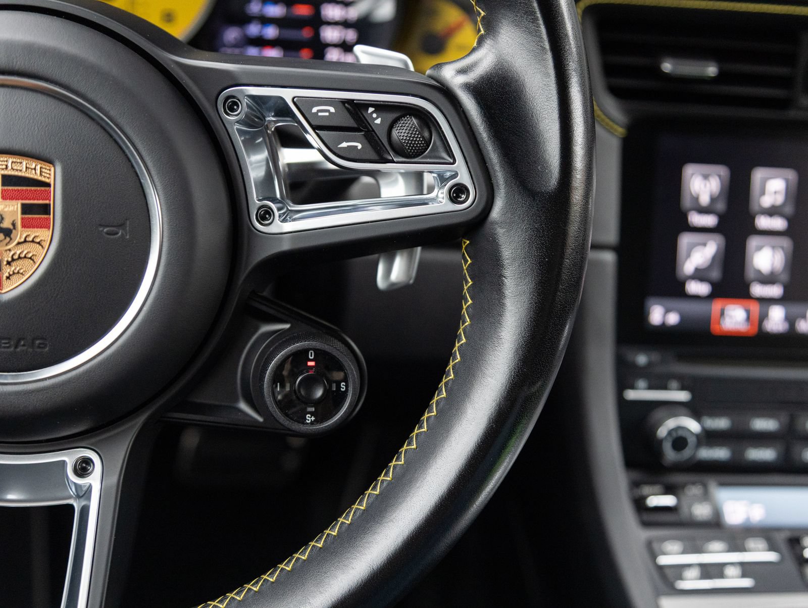 Certified 2018 Porsche 911 Carrera 4S AWD/4WD image 18