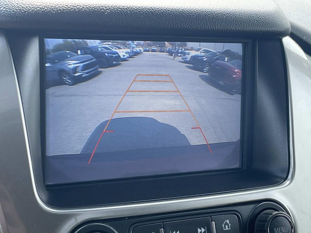 Used 2017 Chevrolet Suburban LT image 24