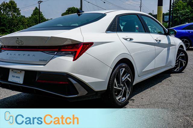 Used 2024 Hyundai Elantra Limited FWD image 6
