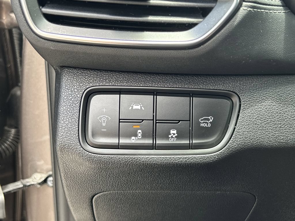 Used 2019 Hyundai Santa Fe FWD image 19