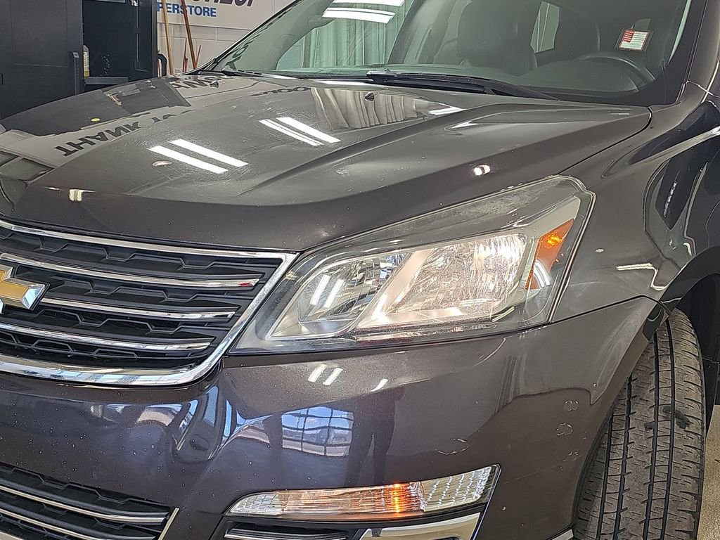 Used 2014 Chevrolet Traverse LTZ image 38