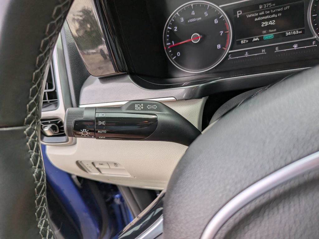 Certified 2023 Kia Sorento S FWD image 32