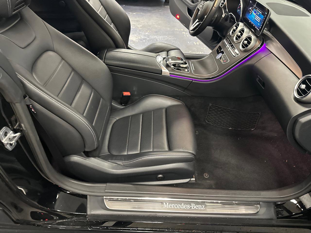 Used 2020 Mercedes-Benz C 300 4MATIC Cabriolet image 37