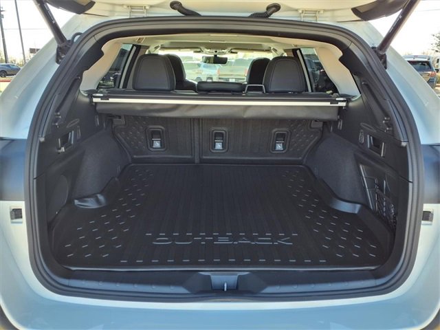 Certified 2025 Subaru Outback Onyx Edition image 20