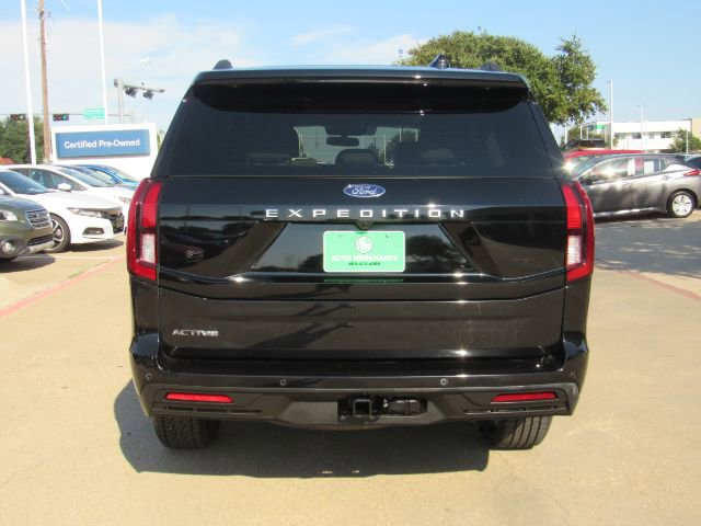 Used 2025 Ford Expedition Active image 9