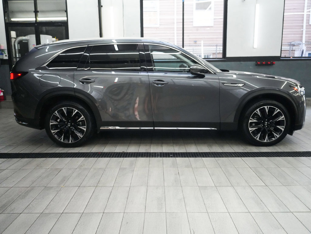 Used 2024 MAZDA CX-90 Plug-In Hybrid w/ Premium Pkg AWD/4WD image 5