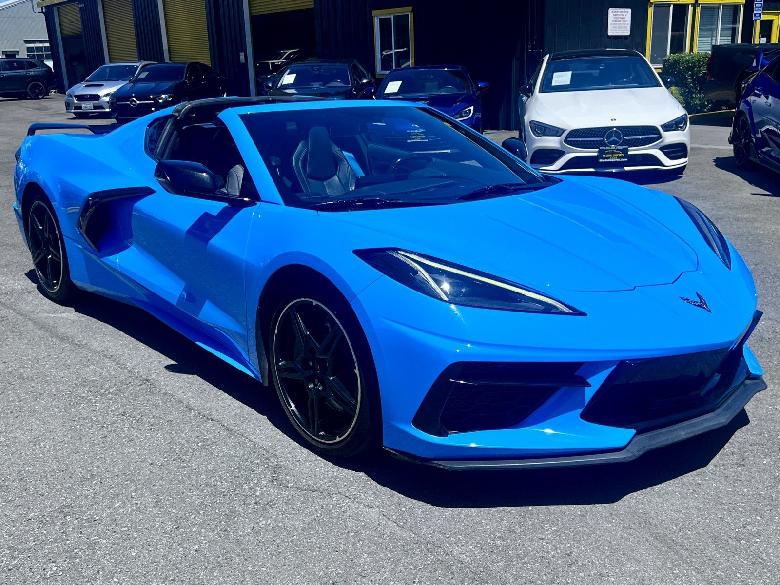 Used 2021 Chevrolet Corvette Stingray Coupe w/ Z51 Performance Package RWD image 4