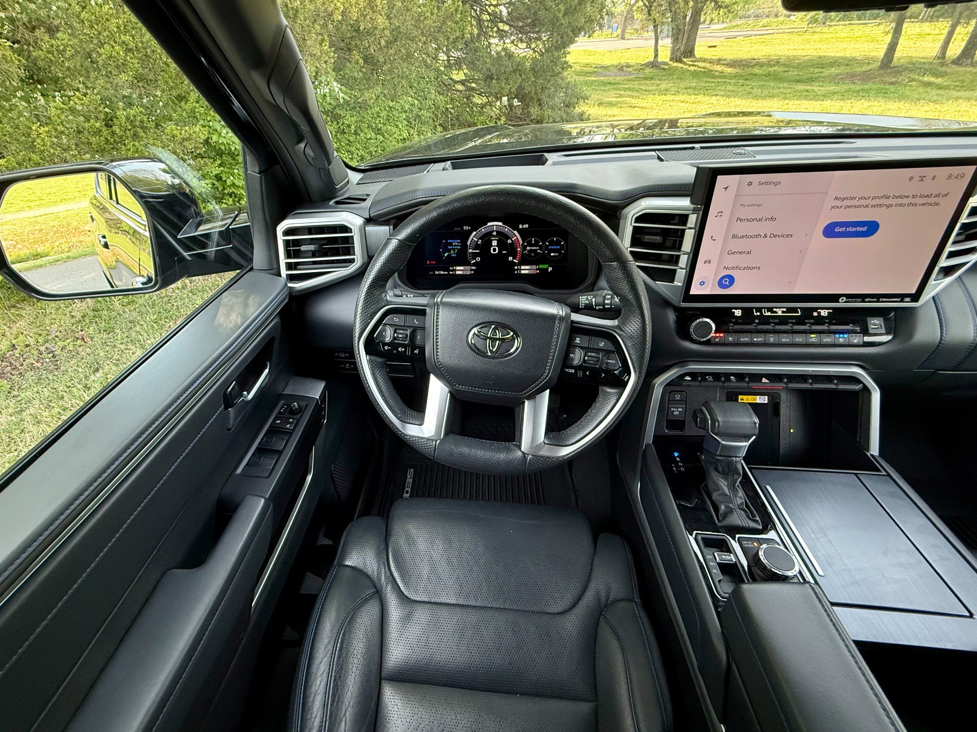 Used 2023 Toyota Sequoia Platinum image 32