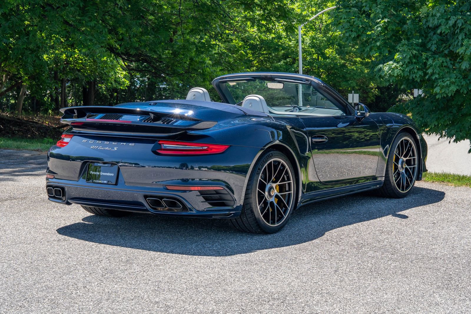 Certified 2019 Porsche 911 Turbo S AWD/4WD image 7
