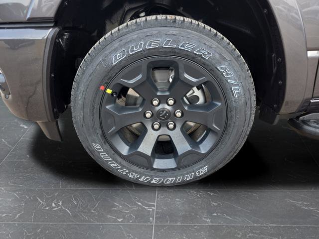 New 2026 RAM 1500 4x4 Crew Cab image 43