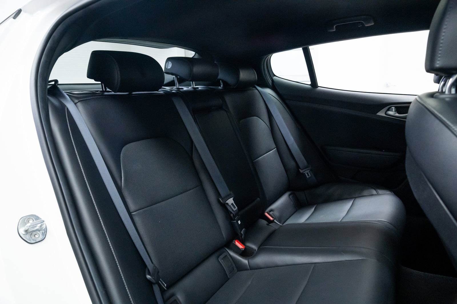 Used 2021 Kia Stinger GT image 22