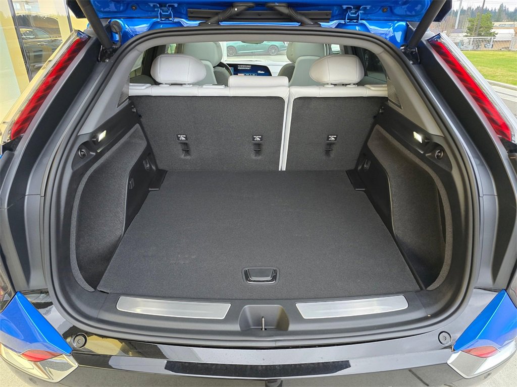 New 2026 Cadillac Optiq Luxury 1 image 14