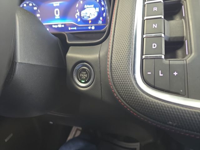 Certified 2022 Chevrolet Tahoe RST w/ Luxury Package AWD/4WD image 25