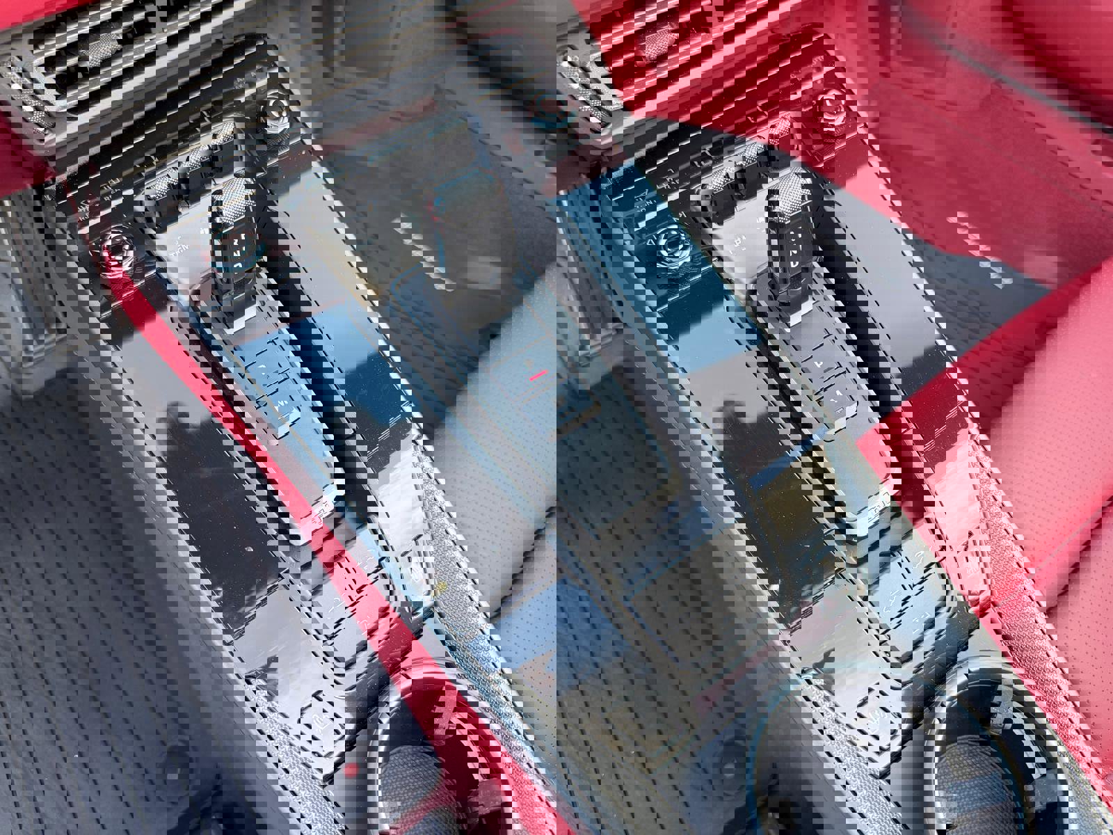 Used 2024 Porsche 911 Carrera 4S image 45