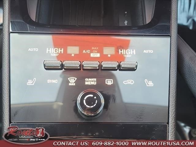 Used 2024 Porsche Cayenne image 31
