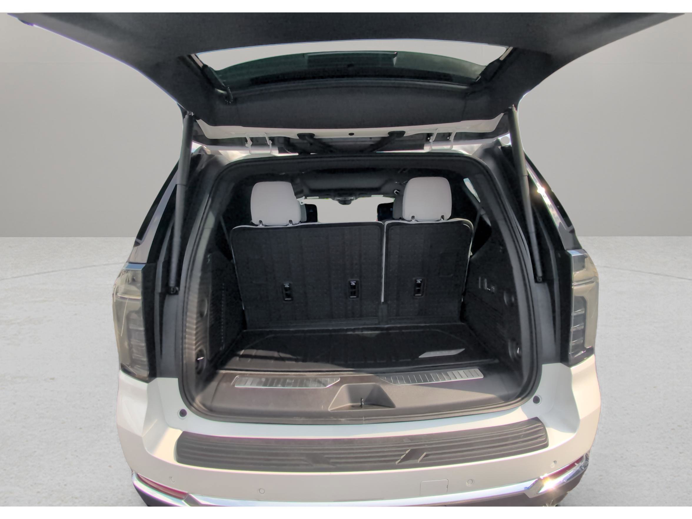 New 2025 Chevrolet Tahoe Premier image 15