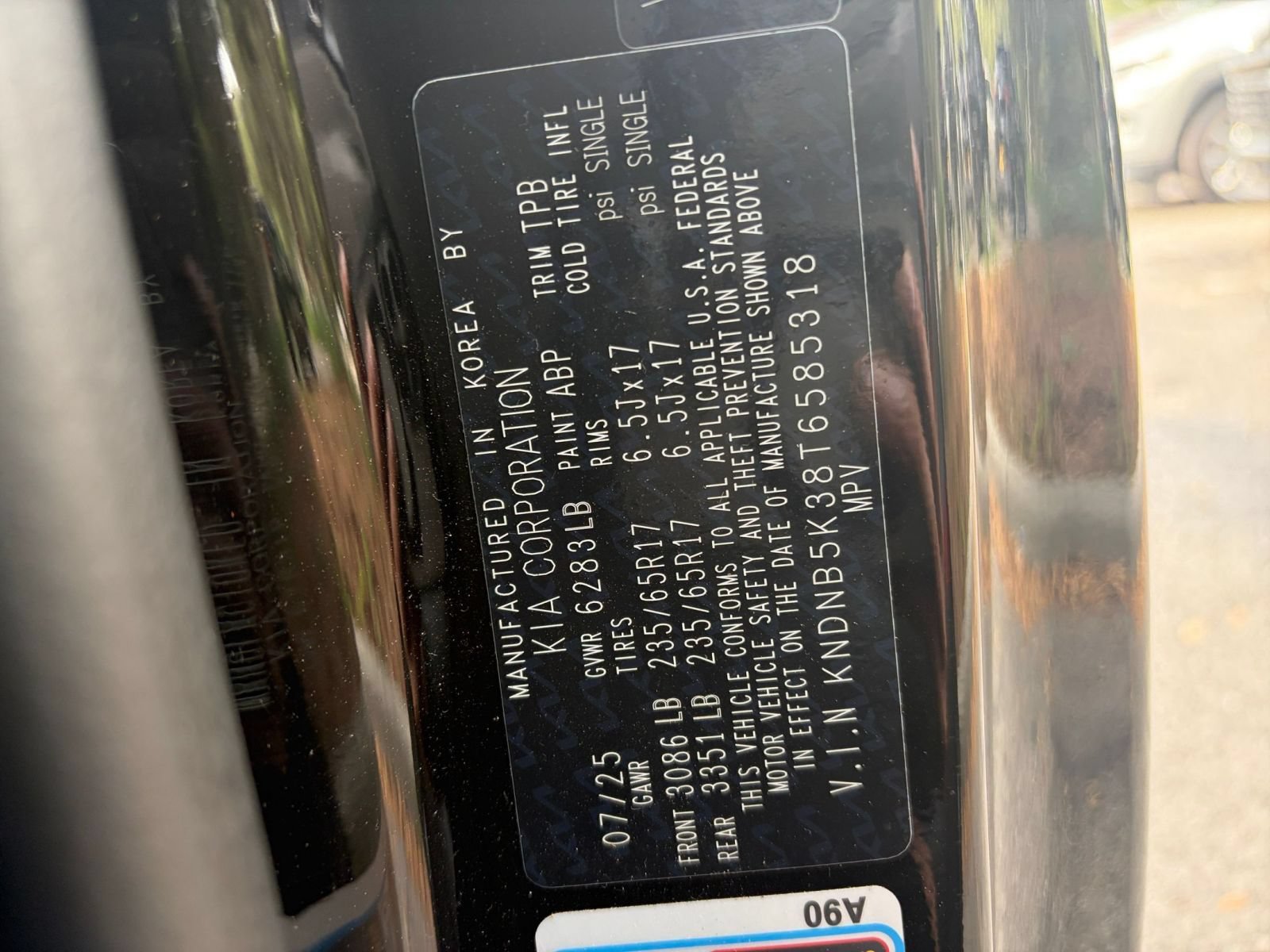 Used 2026 Kia Carnival FWD image 31