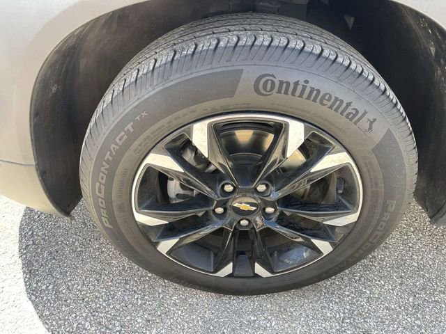 Used 2023 Chevrolet TrailBlazer LT w/ Convenience Package FWD image 2