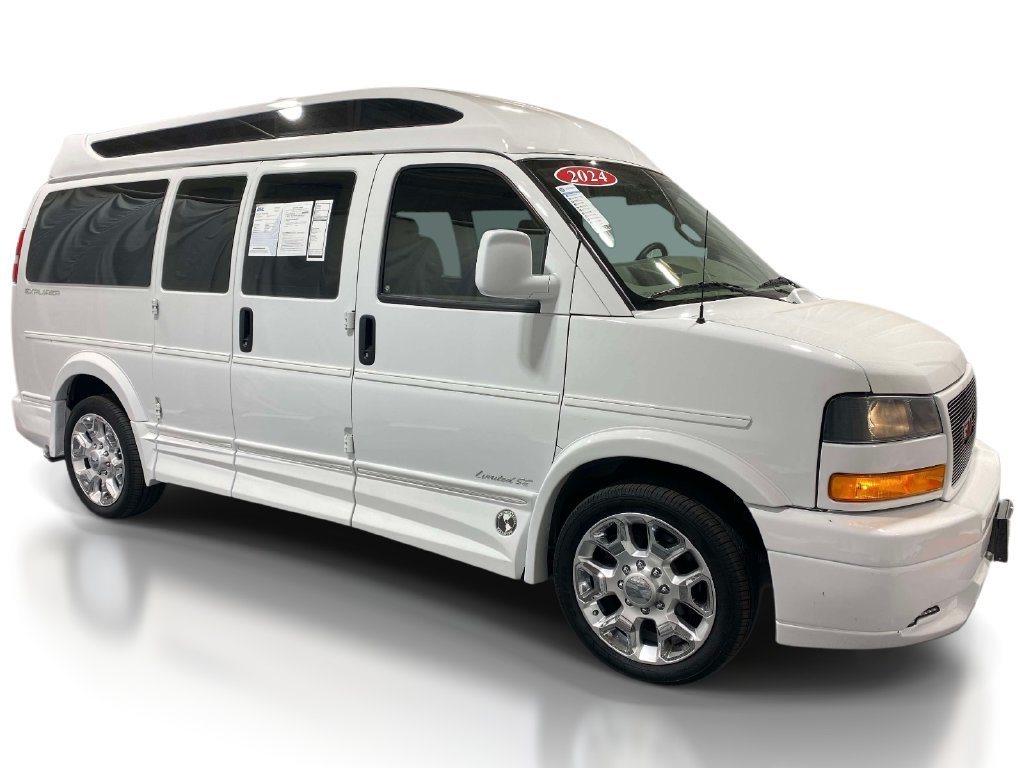 Used 2024 GMC Savana 2500 w/ Driver Convenience Package RWD image 5