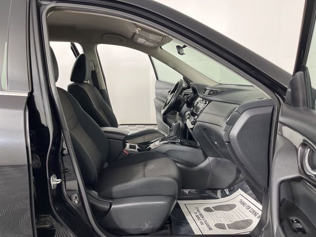 Used 2019 Nissan Rogue S w/ Special Edition Package image 39
