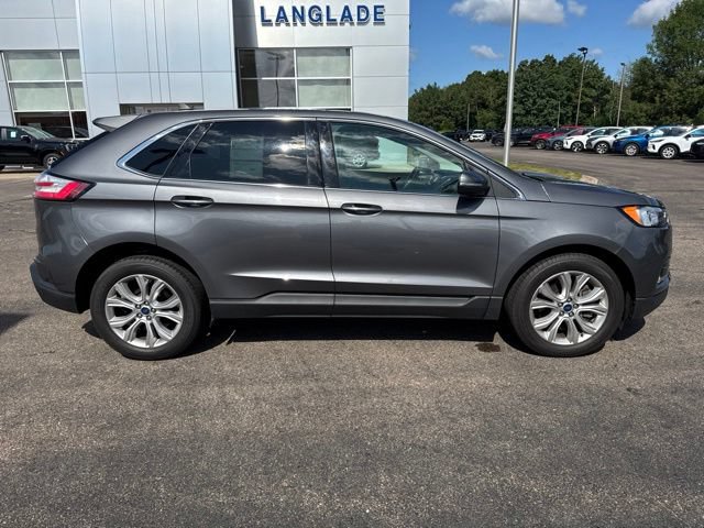 Certified 2022 Ford Edge Titanium AWD/4WD image 8