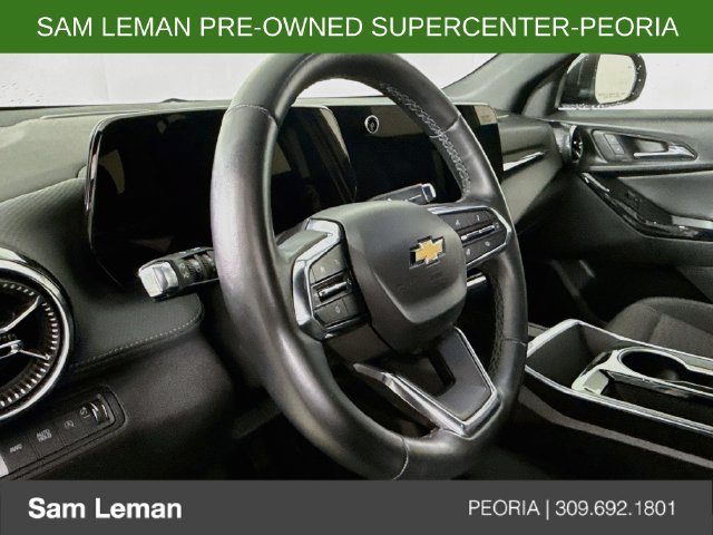 Used 2025 Chevrolet Equinox LT AWD/4WD image 11