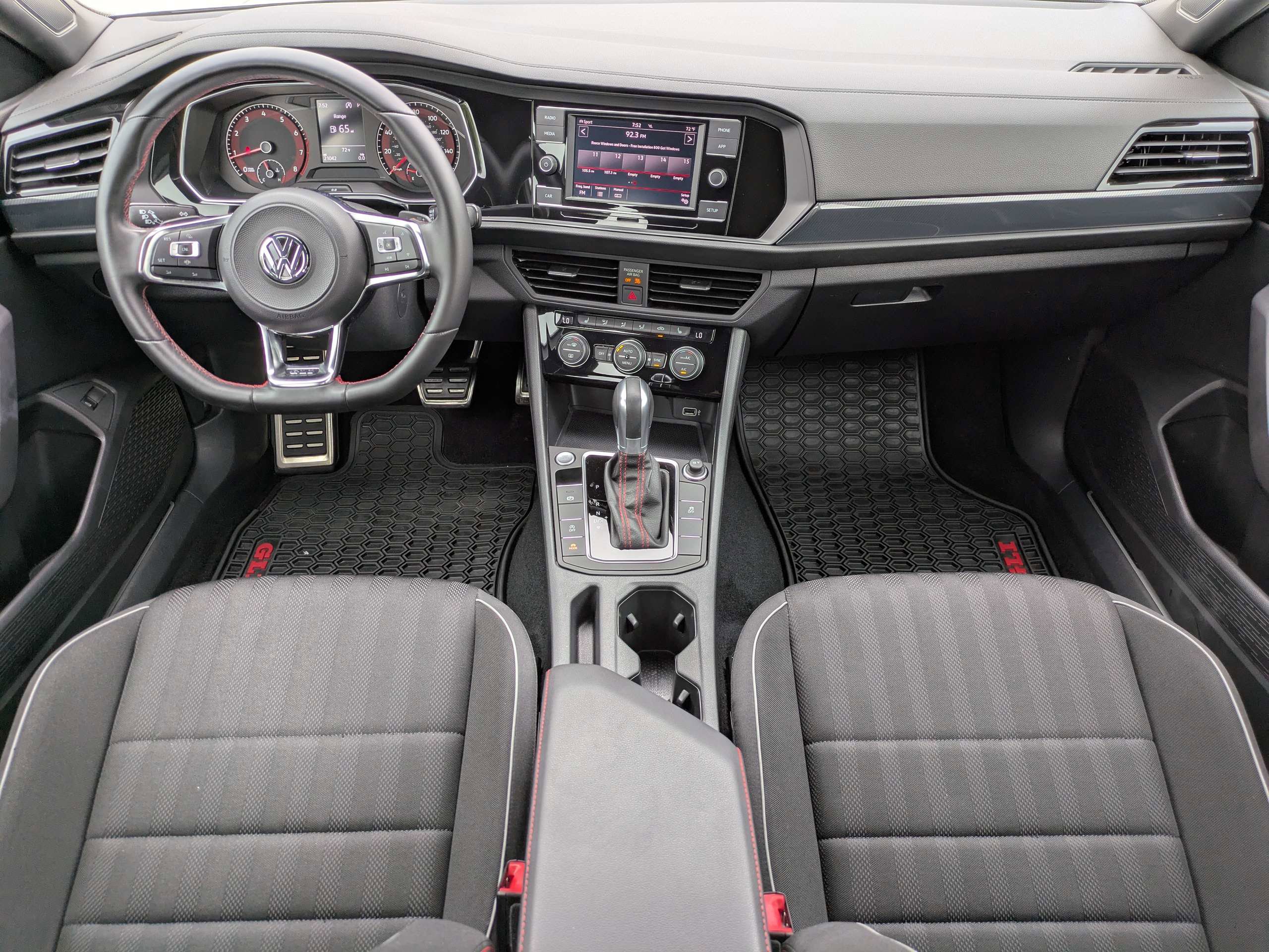 Certified 2019 Volkswagen Jetta GLI image 14