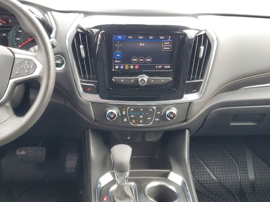 Used 2021 Chevrolet Traverse LS image 24