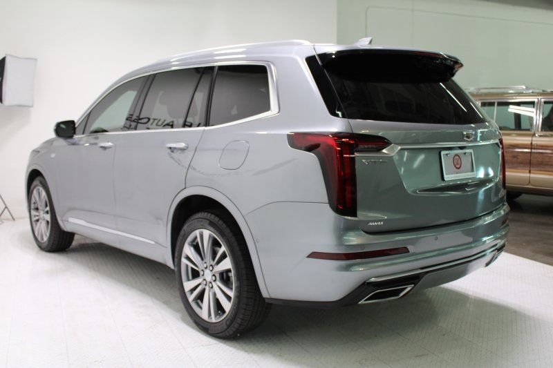 Used 2023 Cadillac XT6 Premium Luxury w/ Platinum Package AWD/4WD image 3