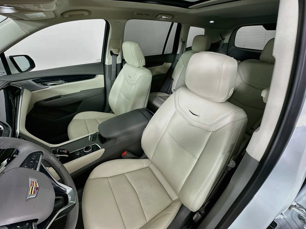 Certified 2024 Cadillac XT6 Premium Luxury w/ LPO, Floor Liner Package AWD/4WD image 26