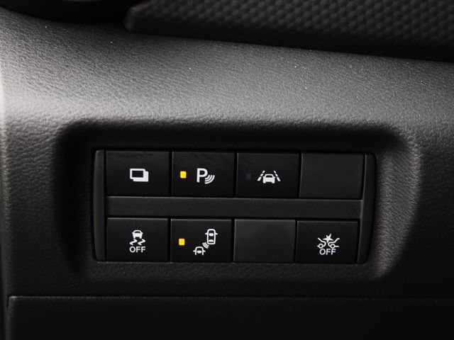 Certified 2025 Nissan Kicks Play S FWD image 22