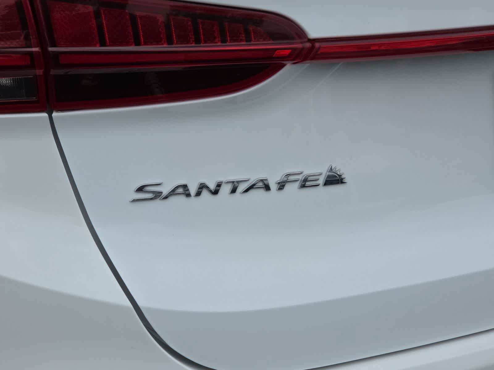 Used 2023 Hyundai Santa Fe SEL Premium w/ Cargo Package AWD/4WD image 11