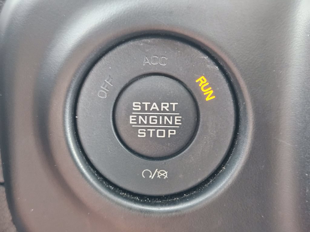 Used 2022 Jeep Wrangler Rubicon AWD/4WD image 19