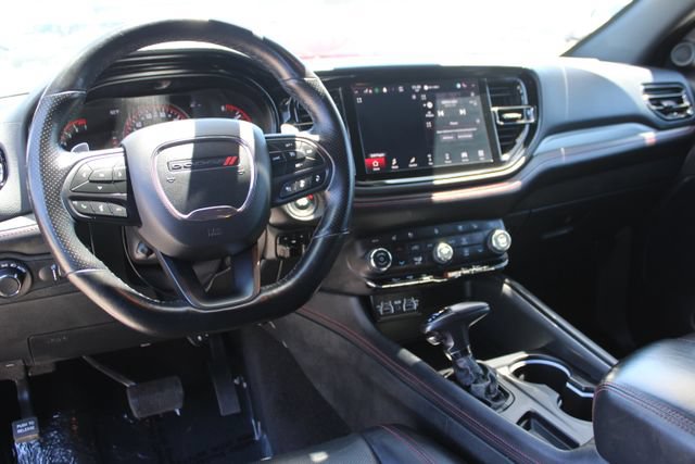 Used 2024 Dodge Durango GT RWD image 12