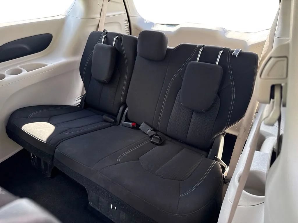 Used 2023 Chrysler Voyager LX FWD image 30