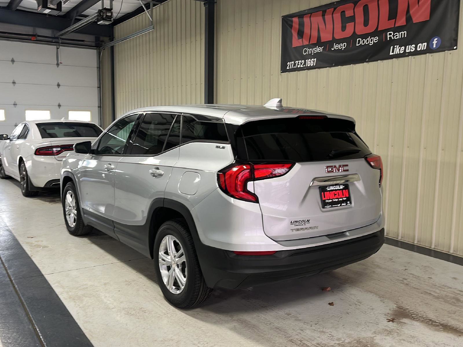 Used 2019 GMC Terrain SLE image 3